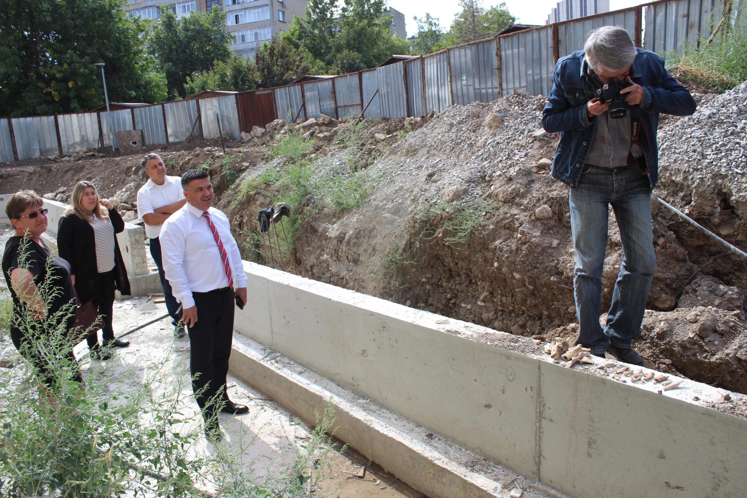 Работници са открили кости при ремонта на джамията Макбул Ибрахим