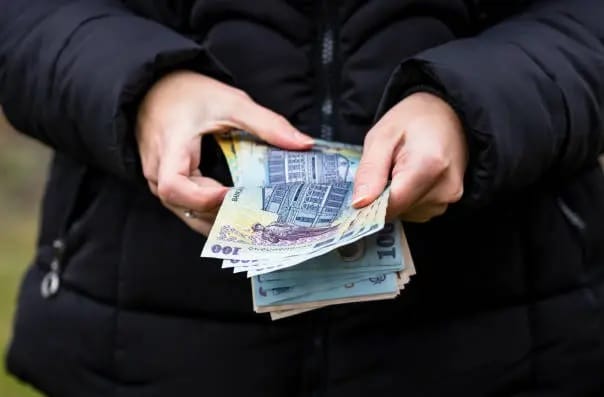 Румъния увеличава минималната работна заплата от октомври с 10 предава