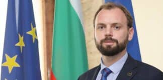 Мустафа Емин