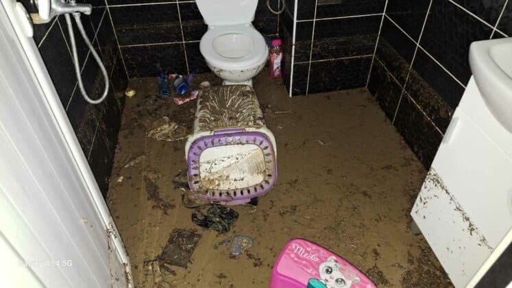 Наводнен имот