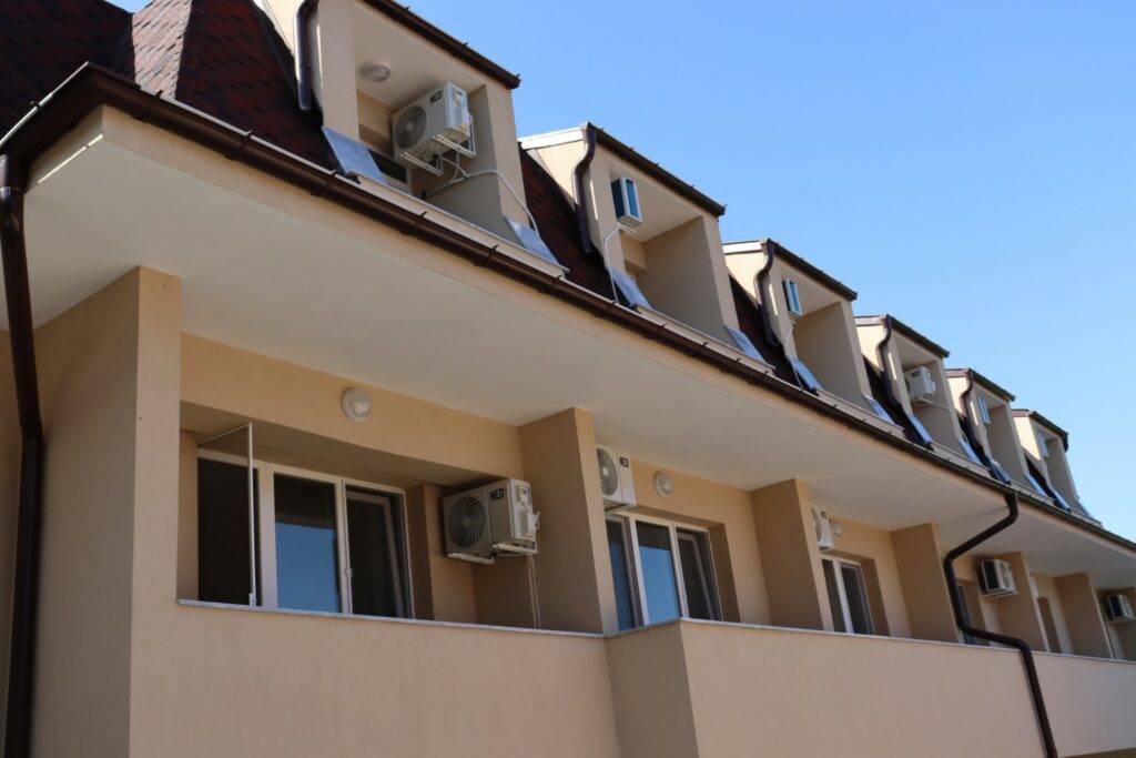 Новият блок