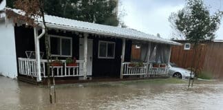 Къмпинг "Оазис"