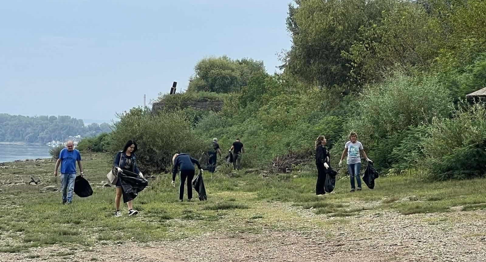 Служители на Областната администрация във Видин са взели участие в