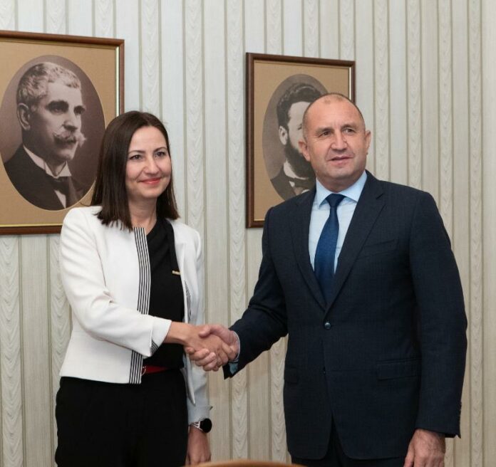 Илиана Иванова и Румен Радев