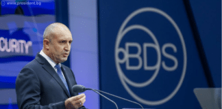 Румен Радев