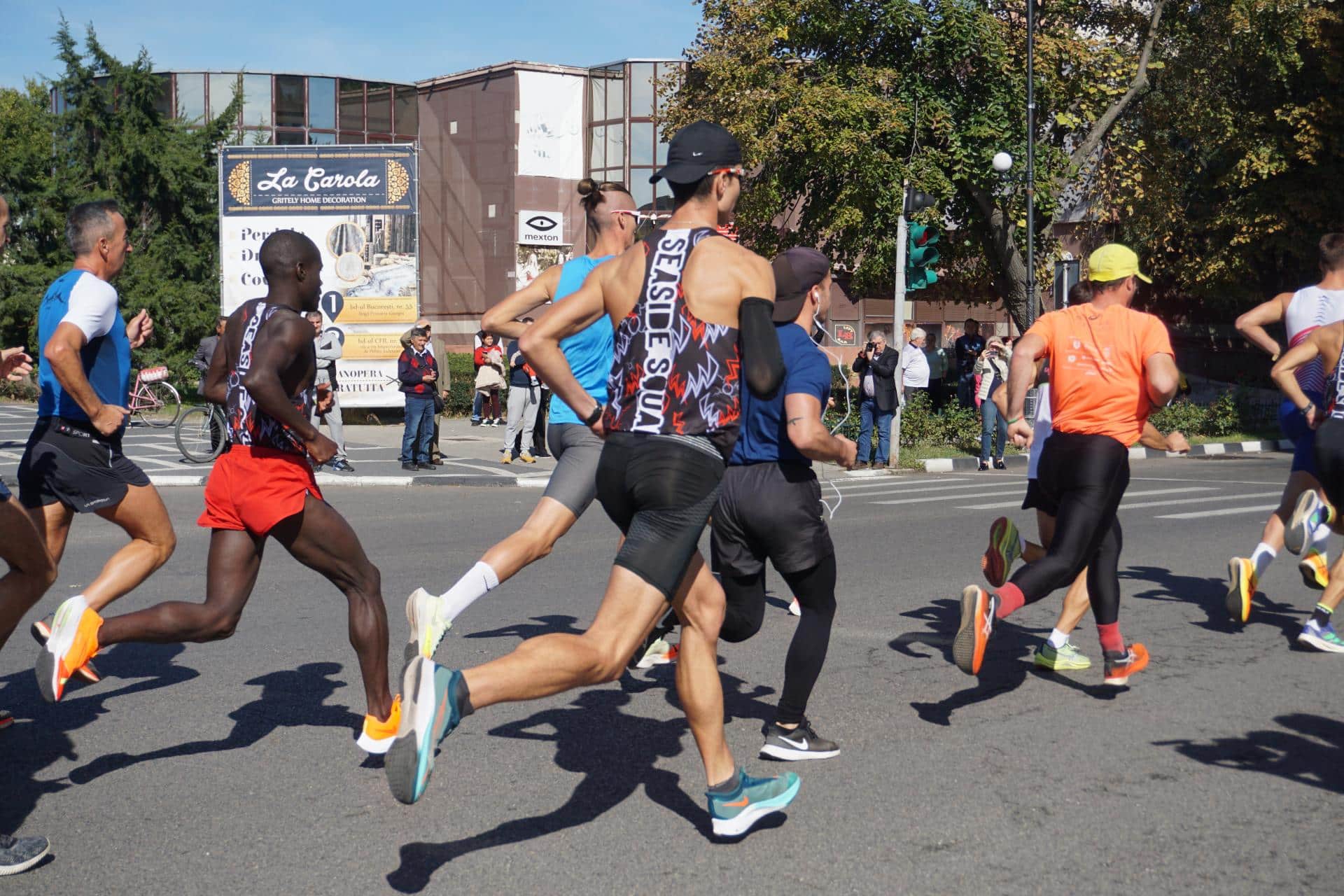 330 атлети от 10 държави ще пробягат трасе от 15 километра