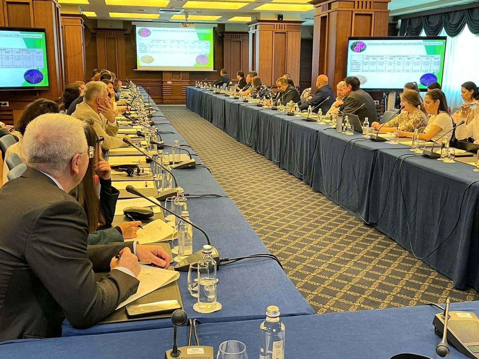 Заместник министрите на земеделието и храните Георги Тошев и Таня Георгиева