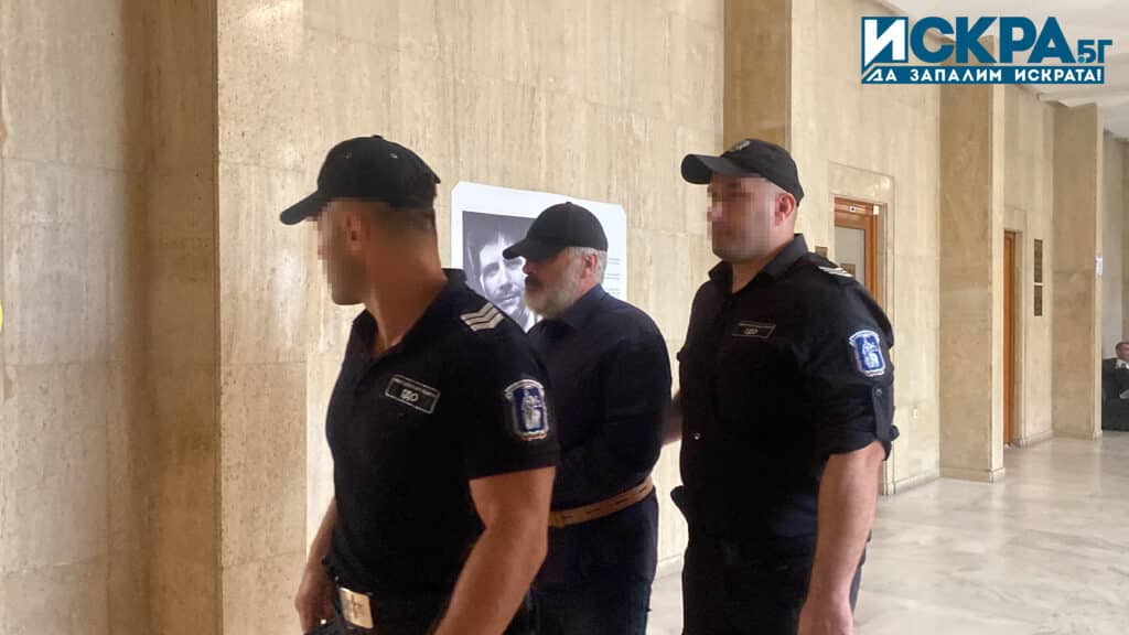 потвърди присъда на Окръжния съд в Бургас с която на