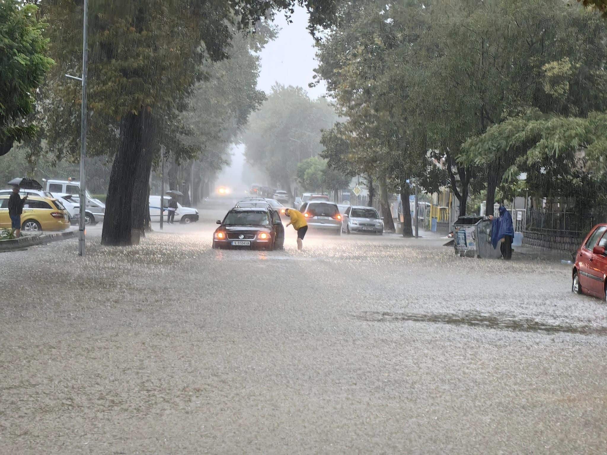 Наводнение в Царево Снимка Стоян Чайков Facebook
Бедствено положение бе обявено