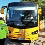 Училищен автобус