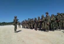 Военни, военнослужещите