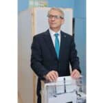 Премиер акад. Николай Денков