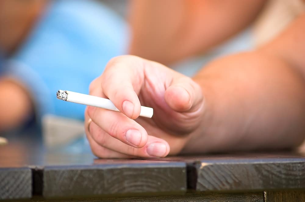 Над 2 от изпушените цигари в България са нелегални без