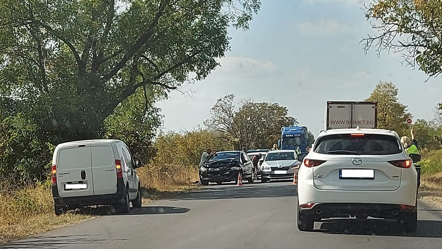 Дете на 8 години е пострадало при катастрофа между два