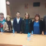 Николай Кючуков и Иванка Балкова /по средата/