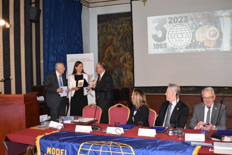 От съществено значение е да бъде изградена целенасочена и последователна