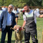 Министър Кирил Вътев на изложението