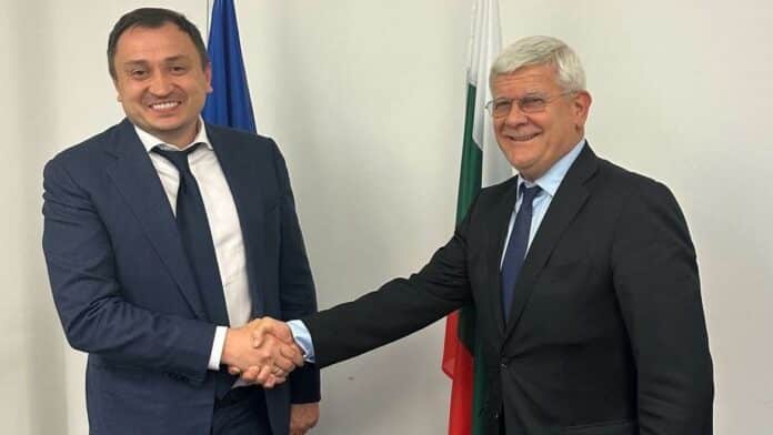 Министър Микола Солски и министър Кирил Вътев