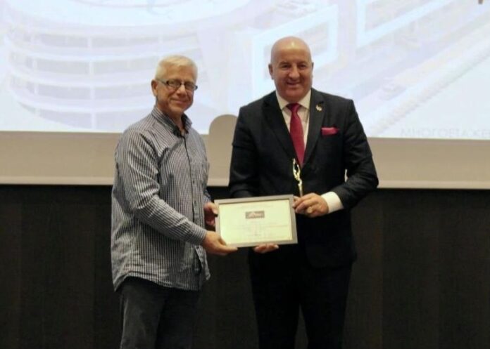 Награда за проект