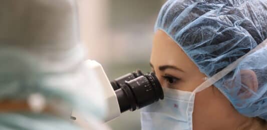 Очен преглед, зрение, зрението, Офталмолог