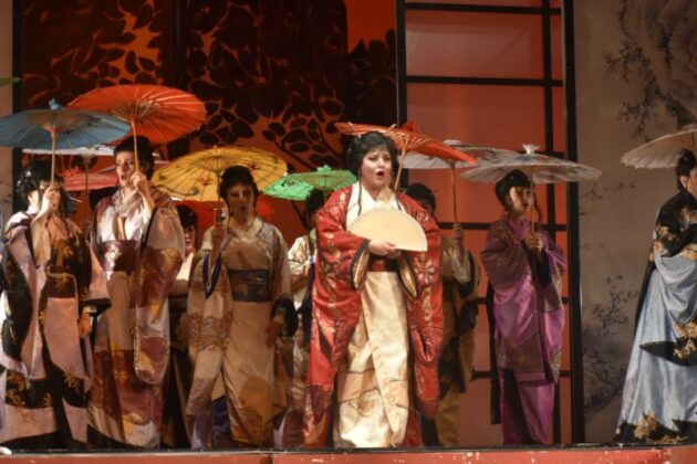 Опера „Мадам Бътерфлай“