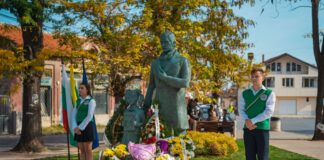 Откриване на паметника