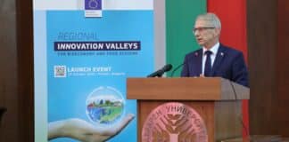 Премиер акад. Николай Денков