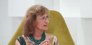 Проф. Анна Кръстева