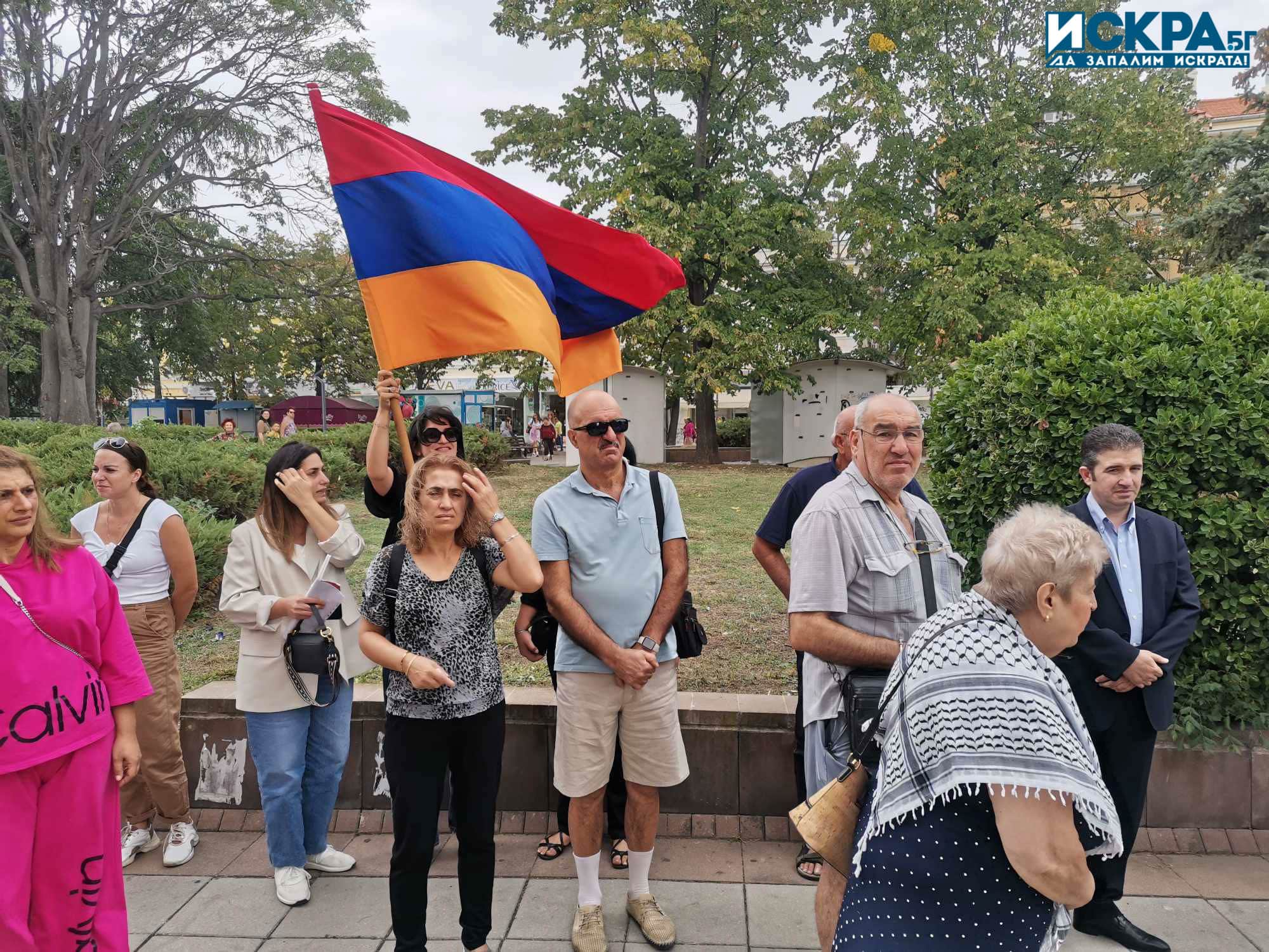 Бургаската общественост е съпричастна с арменците защото това което се