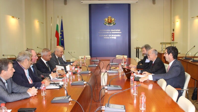 Държавата ни продължава да взима мерки и активно да работи