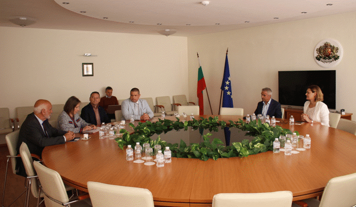 Тепърва трябва да се развива партньорството между изпълнителната власт и