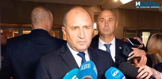 Румен Радев