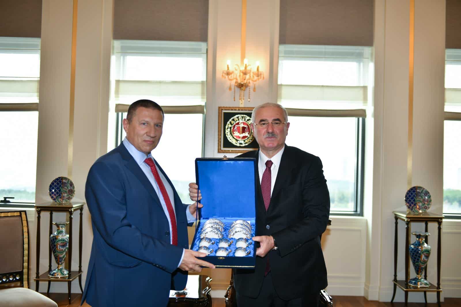 Борислав Сарафов се срещна с турския главен прокурор Мехмет Акарджа,