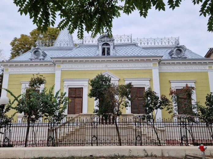 Семизова къща