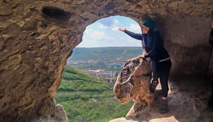 Скален манастир "Шашкъните"