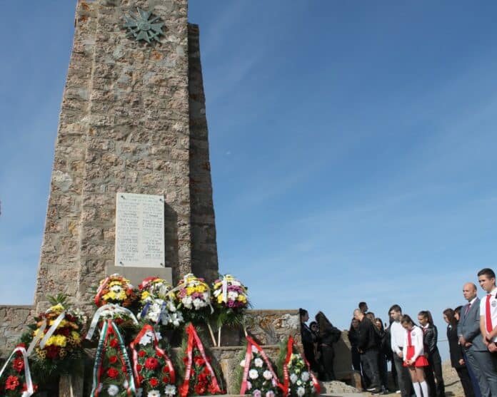 Поклонение