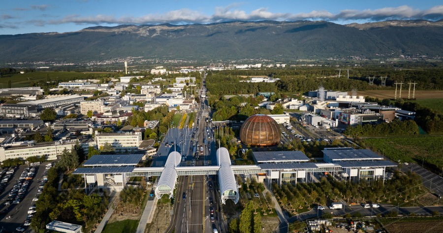 Ежегодно между 250 и 300 ученици от държавата ни посещават