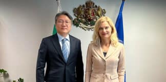 Н. Пр. Джонгин Бе и Зарица Динкова