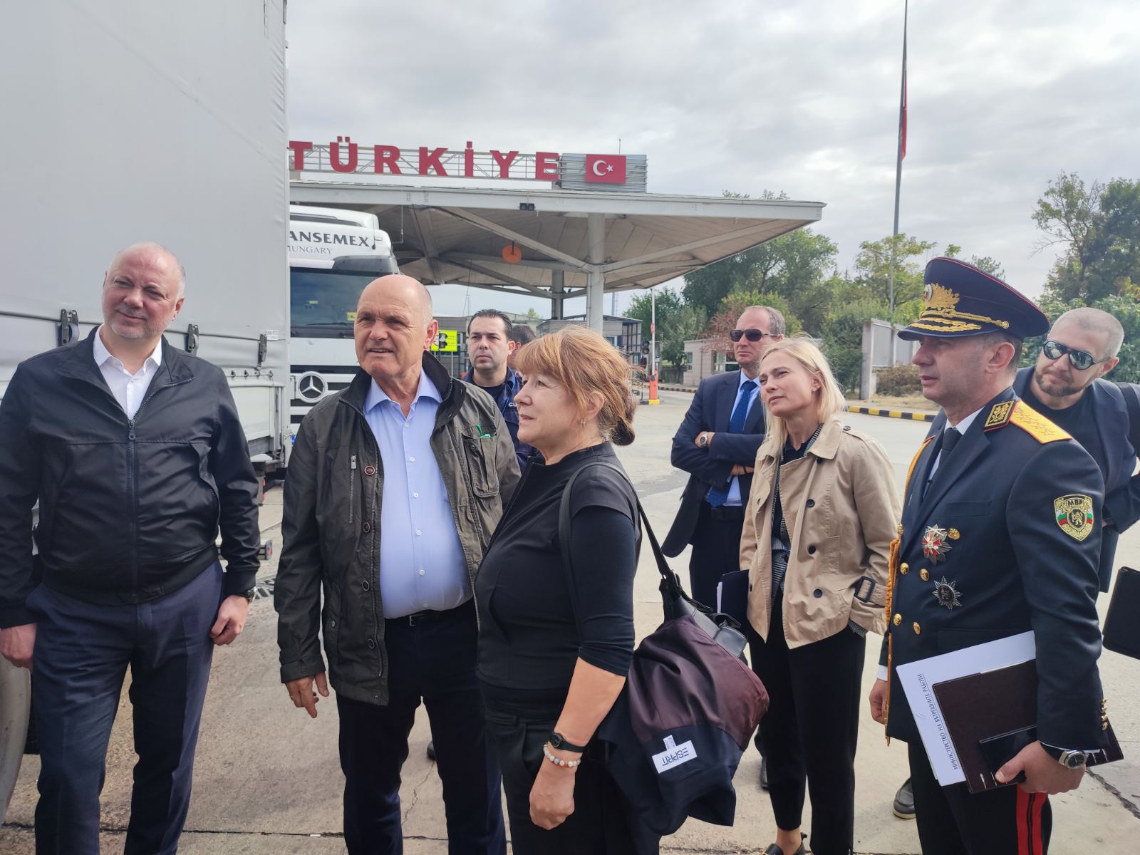 През последните седмици отчитаме спад на миграционния натиск и изключително