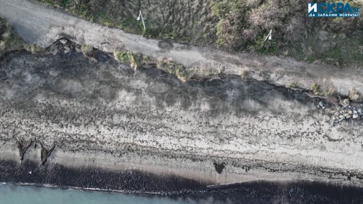 Пропаднала алея