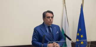 Асен Василев