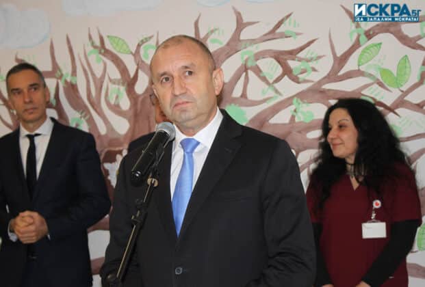 Румен Радев