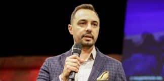 Богдан Богданов