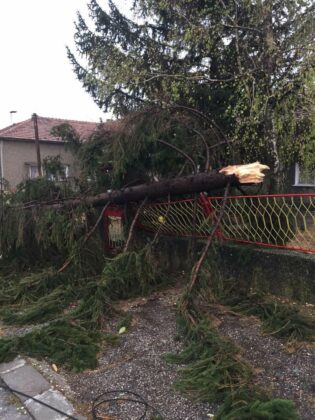 Буря в Разград