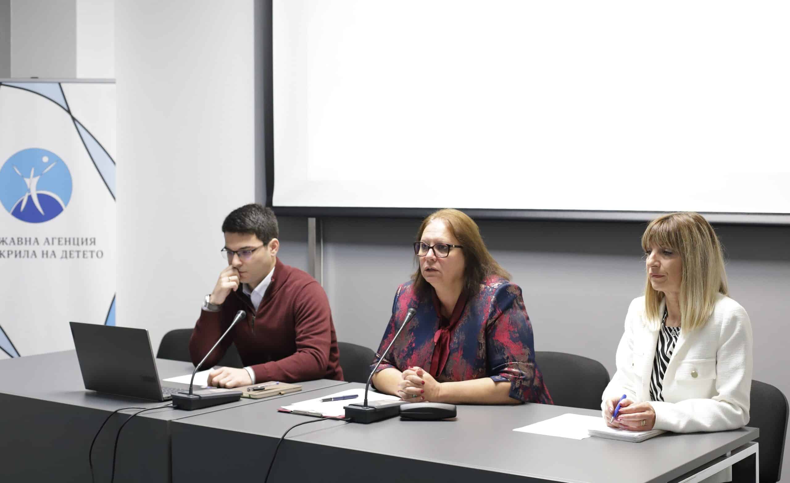 Председателят на Държавната агенция за закрила на детето ДАЗД д р