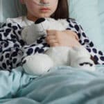 Дете в болница