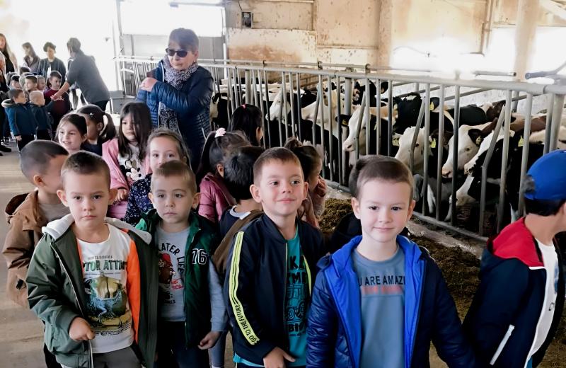 Малчугани от Детска градина Щастливо детство в град Кубрат гостуваха