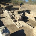 Разкопки в Девня