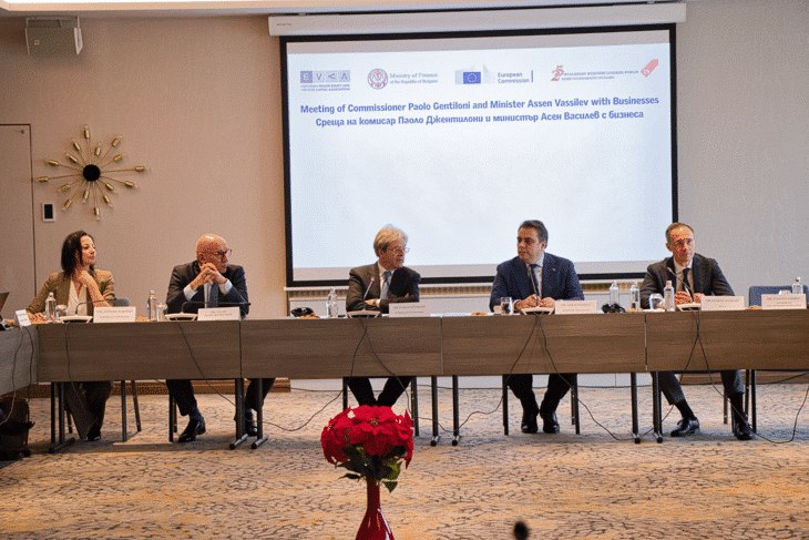 България се справя много добре през последните 15 20 години в