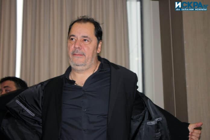 Георги Манев